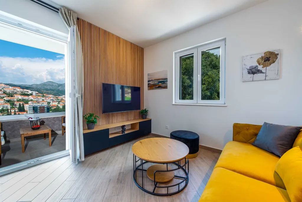 Dubrovnik 2-Bedroom Apartment with Sea & Garden Views