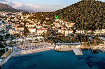 Dubrovnik 2-Bedroom Apartment with Sea & Garden Views