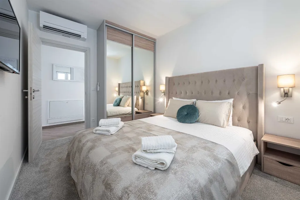 2-Bedroom Apartment with Sea & Garden Views in Dubrovnik