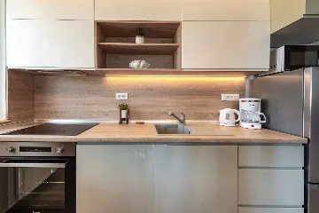 2-Bedroom Apartment with Sea & Garden Views in Dubrovnik