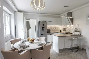 One-Bedroom Apartment in Dubrovnik for Up to 4