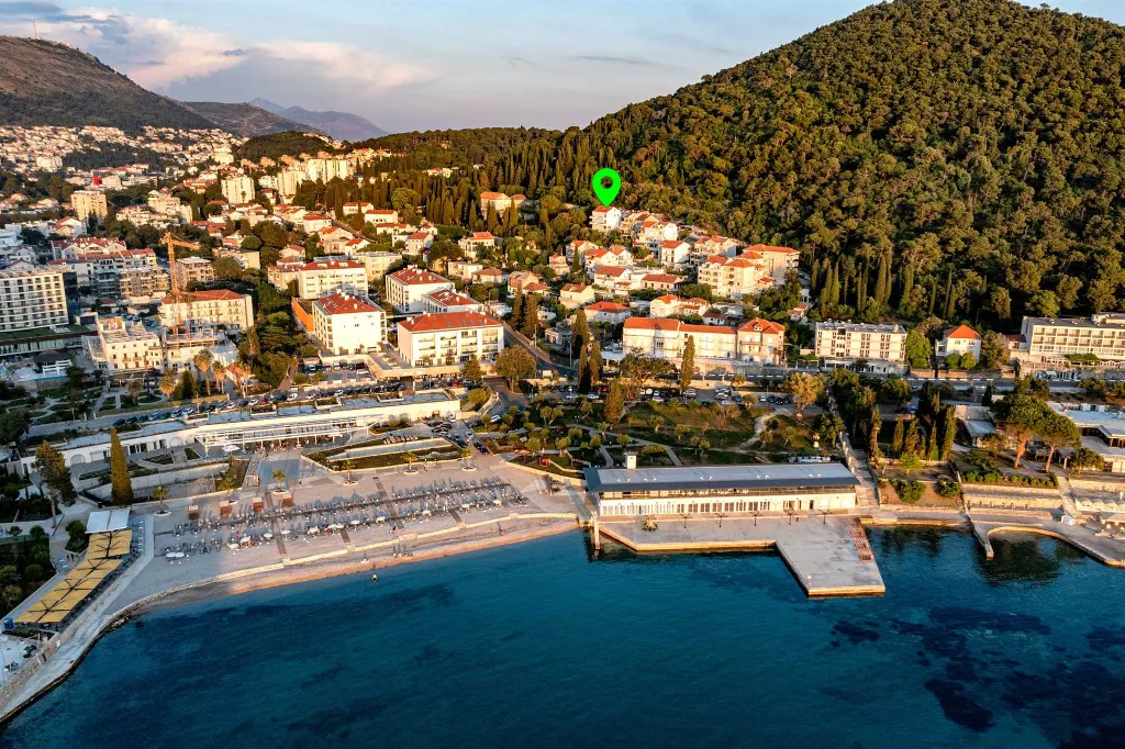 One-Bedroom Apartment in Dubrovnik for Up to 4