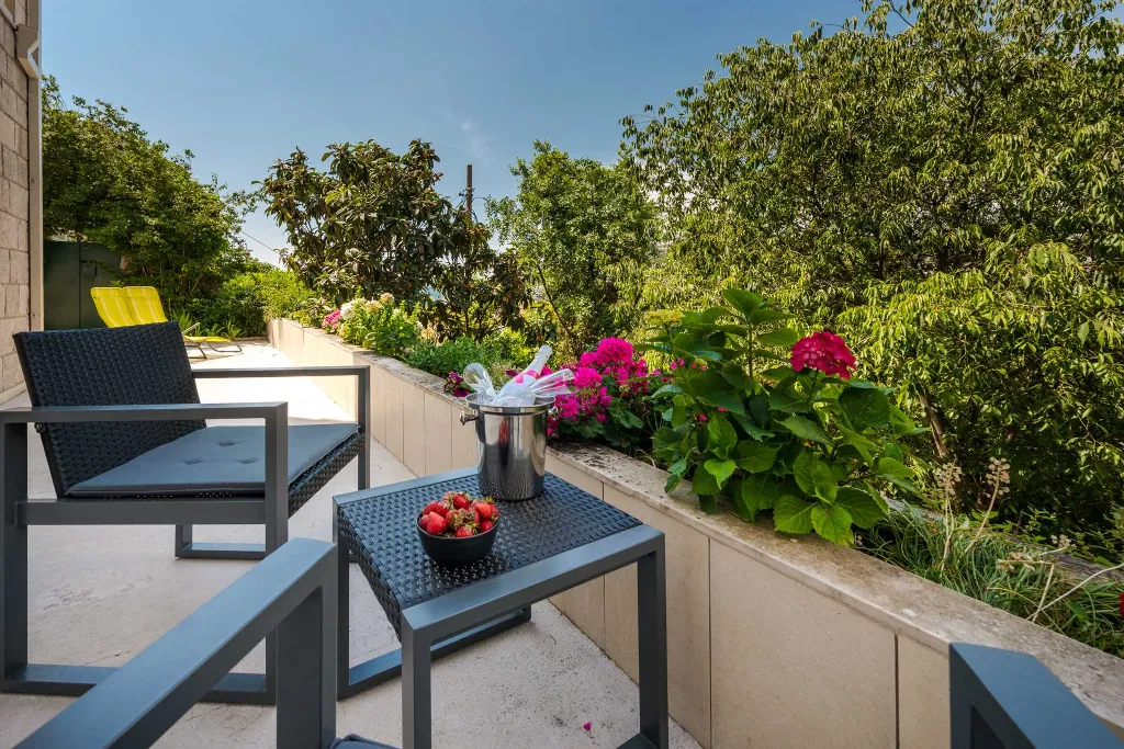 One-Bedroom Apartment in Dubrovnik for Up to 4