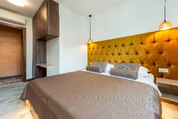 Dubrovnik 2-Bedroom Apartment with Sea View Balcony