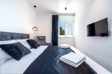 Two-Bedroom Sea View Apartment in Dubrovnik