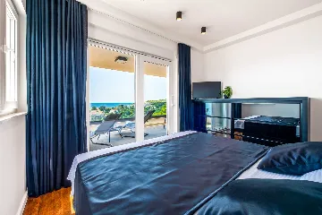 Two-Bedroom Sea View Apartment in Dubrovnik