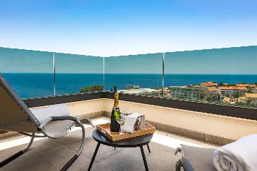 Two-Bedroom Sea View Apartment in Dubrovnik