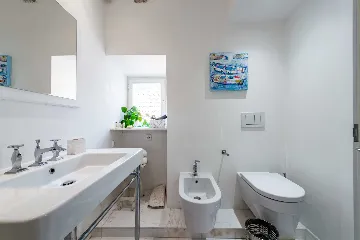 Dubrovnik Two-Bedroom Apartment for 4 Guests