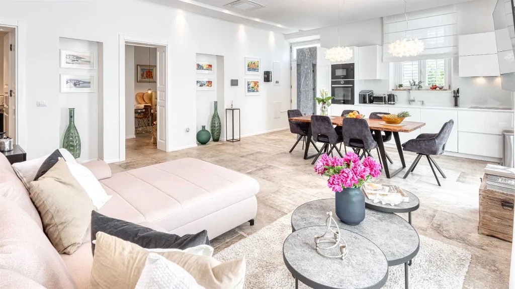 Dubrovnik Villa for 6 Guests with Private Pool