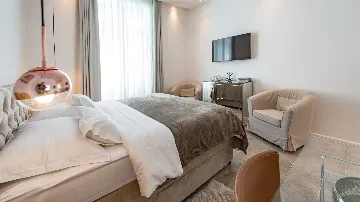 Dubrovnik Villa for 6 Guests with Private Pool