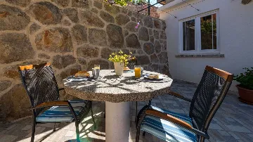 One-Bedroom Apartment with Sea & Garden View, Dubrovnik