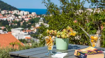 One-Bedroom Apartment with Sea & Garden View, Dubrovnik