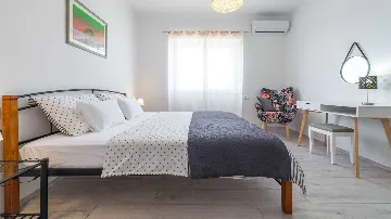 One-Bedroom Apartment with Sea & Garden View, Dubrovnik