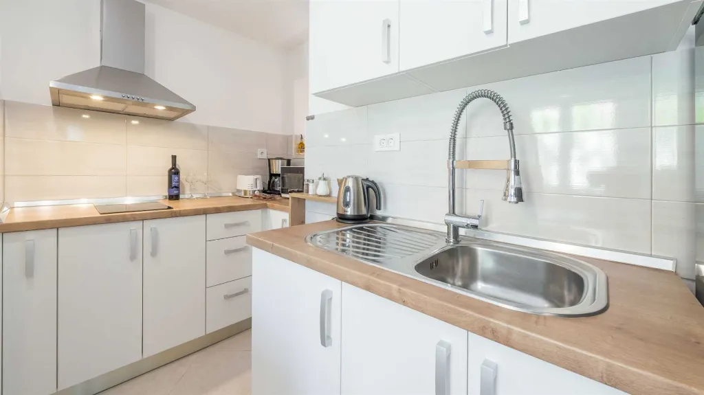 One-Bedroom Apartment with Sea & Garden View, Dubrovnik