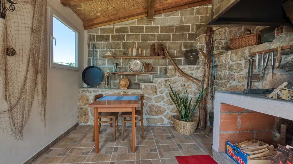 One-Bedroom Apartment with Sea & Garden View, Dubrovnik