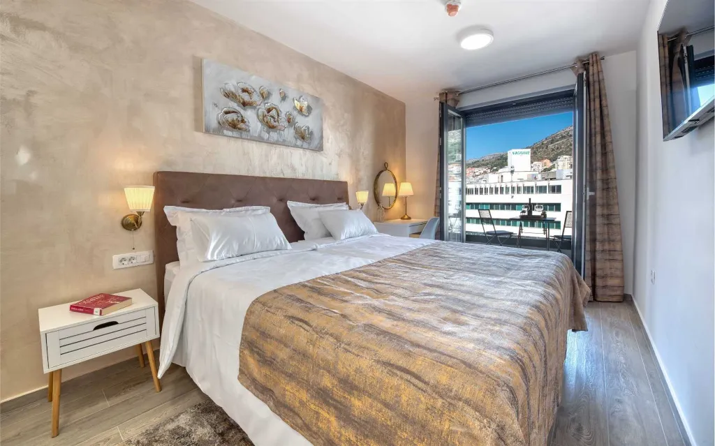 Modern 2-Bedroom Apartment in Dubrovnik