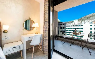 Modern 2-Bedroom Apartment in Dubrovnik