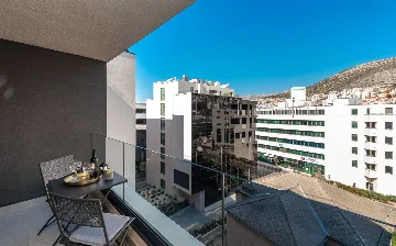 Modern 2-Bedroom Apartment in Dubrovnik