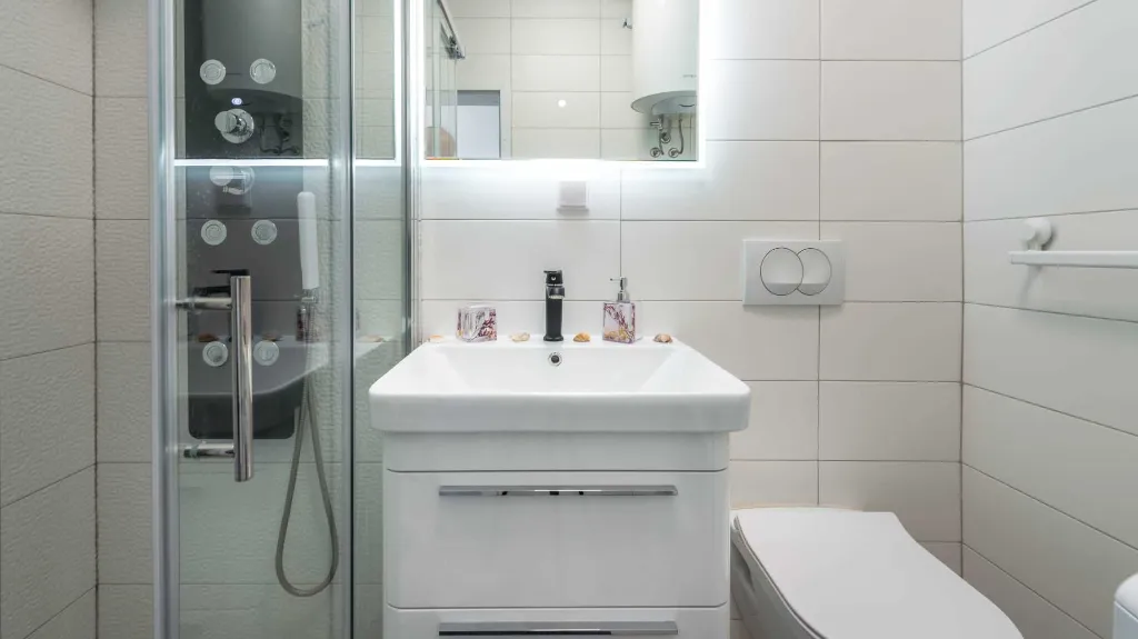 Dubrovnik Apartment with Balcony Sea View for 4