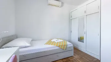 Dubrovnik Apartment with Balcony Sea View for 4