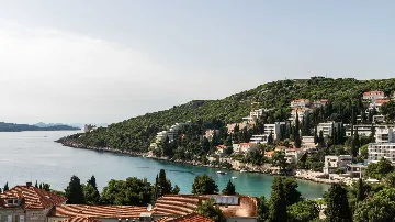 Dubrovnik Apartment with Balcony Sea View for 4