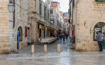One-Bedroom Apartment in Dubrovnik Old Town Area