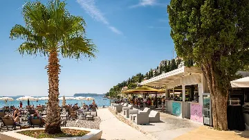 Dubrovnik 1-Bedroom Apartment with Terrace