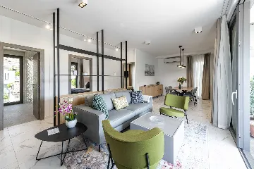 Two-Bedroom Apartment with Terrace (4 Guests)