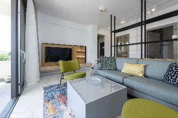 Two-Bedroom Apartment with Terrace (4 Guests)