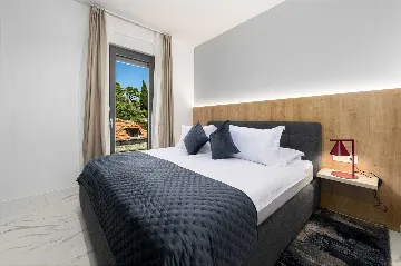 Two-Bedroom Apartment with Terrace (4 Guests)