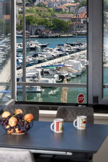 Two-Bedroom Apartment with Terrace and Sea Views in Dubrovnik