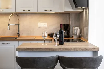 Two-Bedroom Apartment with Terrace and Sea Views in Dubrovnik