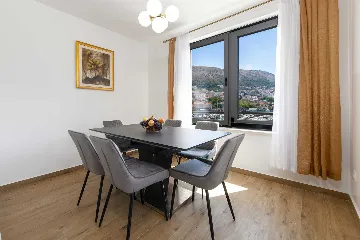Two-Bedroom Apartment with Terrace and Sea Views in Dubrovnik