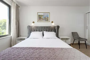 Two-Bedroom Apartment with Terrace and Sea Views in Dubrovnik