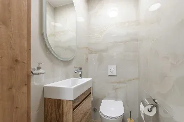 Dubrovnik 2-Bedroom Apartment with Balcony and Sea Views