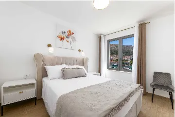 Dubrovnik 2-Bedroom Apartment with Balcony and Sea Views