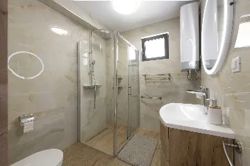 Dubrovnik 2-Bedroom Apartment with Balcony and Sea Views