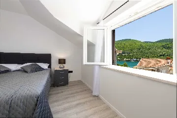 Mokosica Villa with Private Outdoor Pool