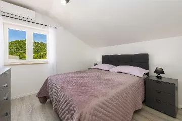 Mokosica Villa with Private Outdoor Pool