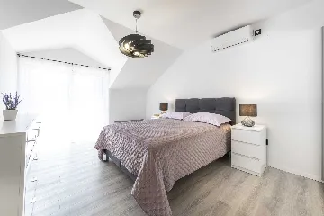 Mokosica Villa with Private Outdoor Pool