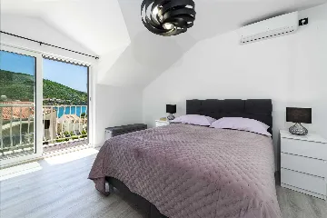 Mokosica Villa with Private Outdoor Pool