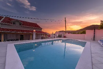 Mokosica Villa with Private Outdoor Pool