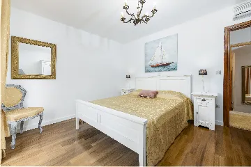 Kupari Villa with Heated Pool for Up to 9