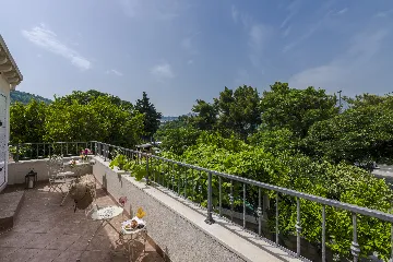 Kupari Villa with Heated Pool for Up to 9