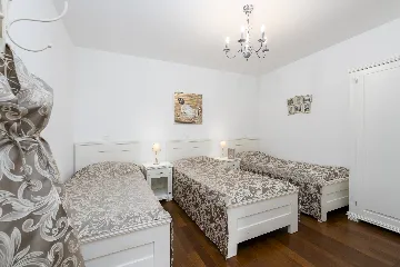 Kupari Villa with Heated Pool for Up to 9