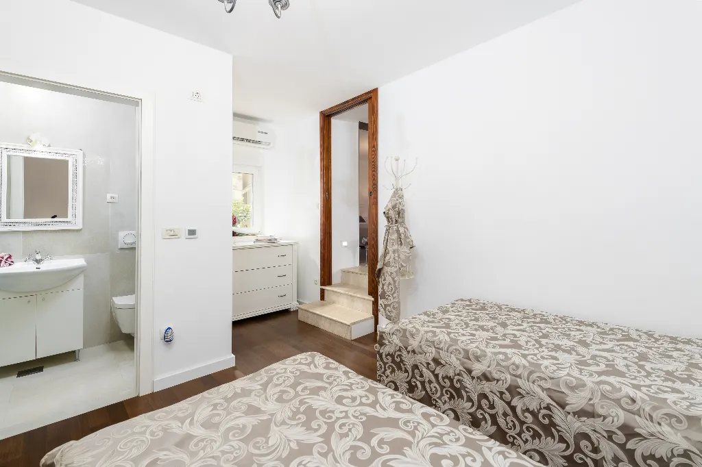 Kupari Villa with Heated Pool for Up to 9