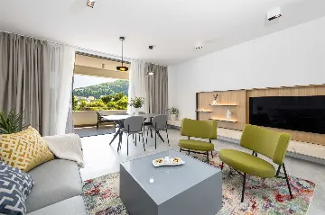 2-Bedroom Apartment with Terrace for 4 in Croatia