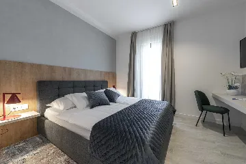 2-Bedroom Apartment with Terrace for 4 in Croatia