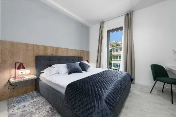 2-Bedroom Apartment with Terrace for 4 in Croatia