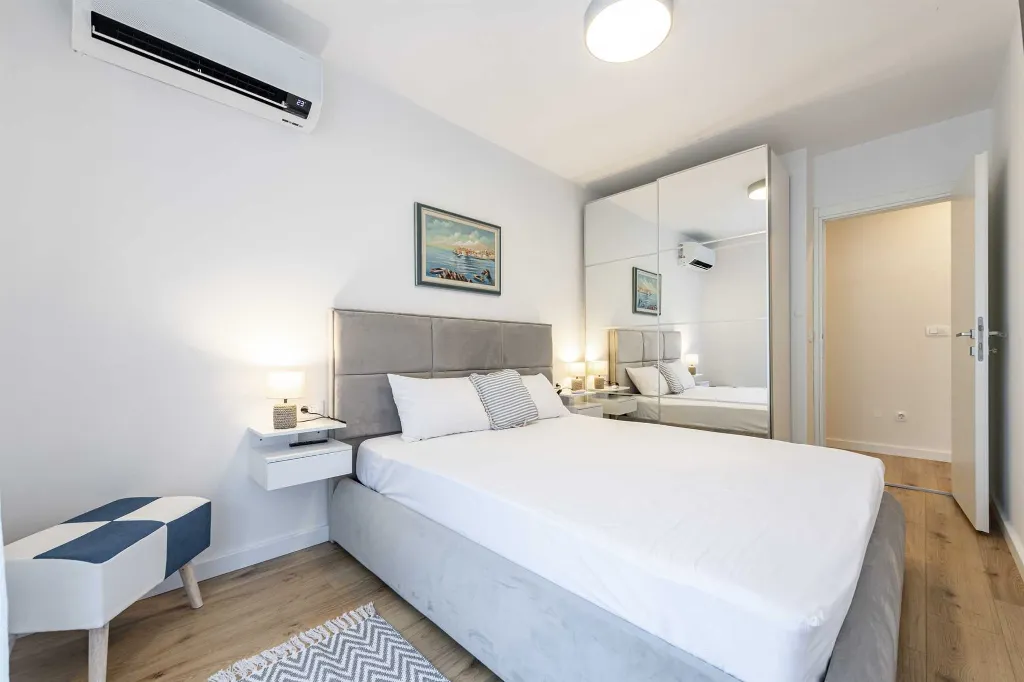 Dubrovnik 2-Bedroom Apartment for 4 Guests